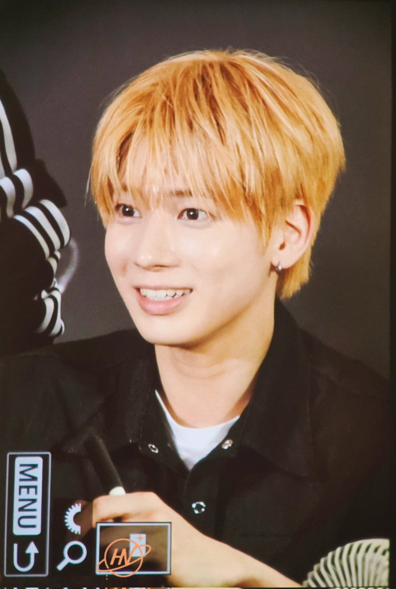 Hyuniverse tweet media