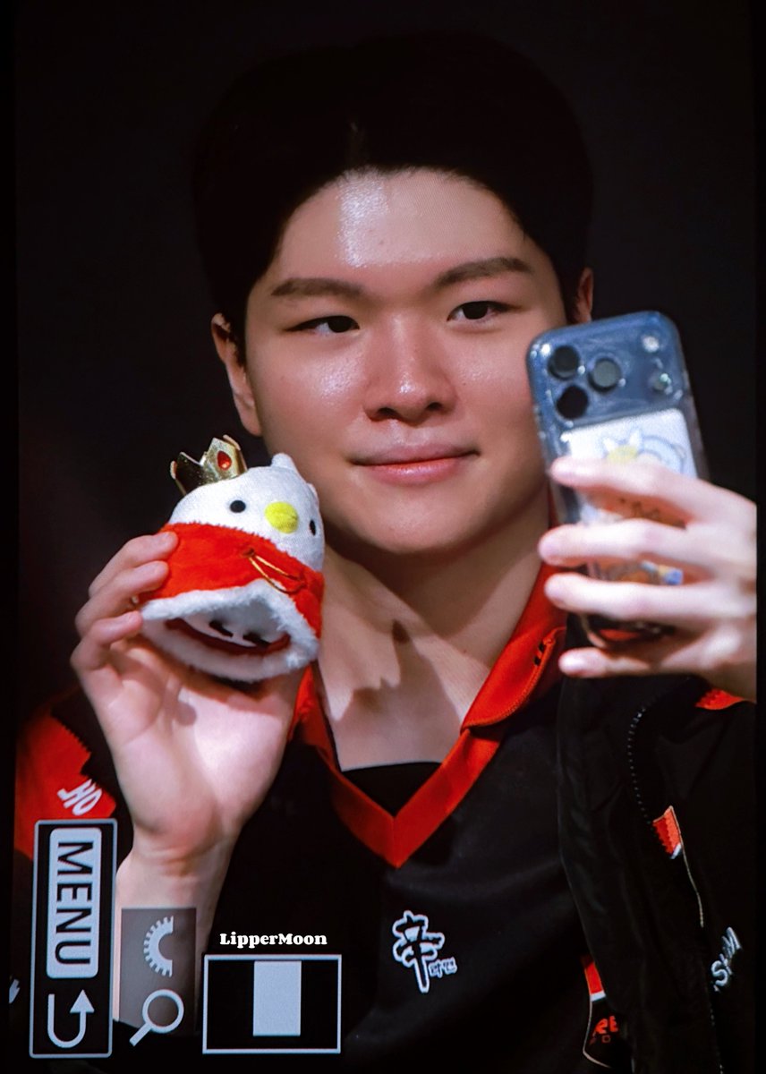 llllllippermoon's tweet photo. 260415
NEOGURI : HELP…
#킹겐 #Kingen https://t.co/y5pPGYR67S
