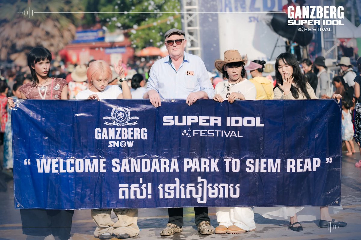 LornaMascarinas's tweet photo. @krungy21 They are so excited na for you ate❤️❤️❤️
#GanzbergSnow
#SandaraPark https://t.co/ERI4PHW2zB