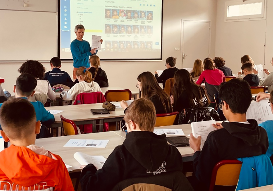 Francja – “Edukacja emocjonalna, relacyjna i seksualna”: pierwsza edycja “EVARS” w szkole „Sacré-Cœur Don Bosco” w Sainte-Sigolène

infoans.org/pl/dzialy/foto…