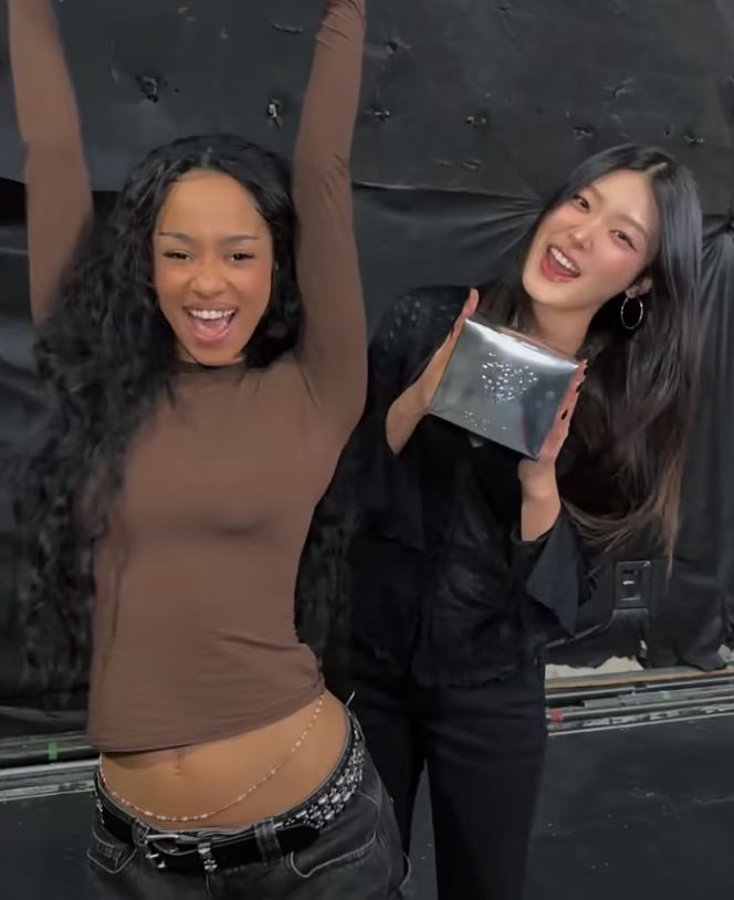 rina is mourning katseye tweet media