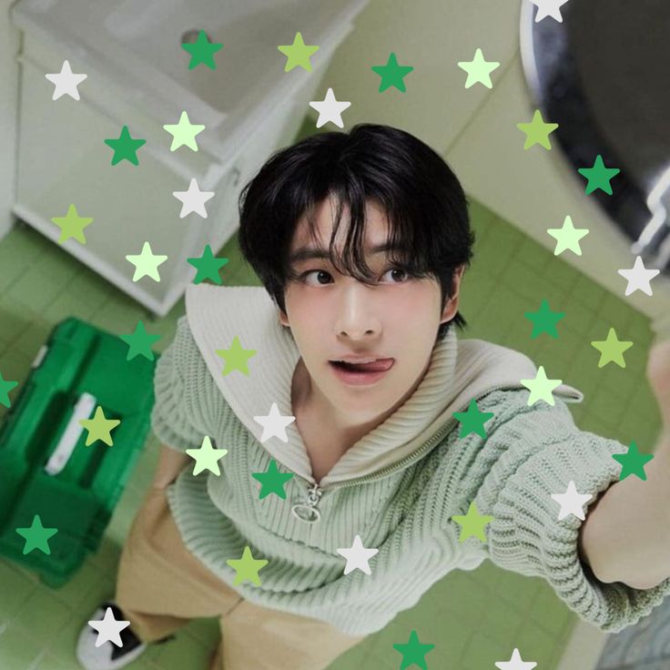 дашуля энхатооп tweet media