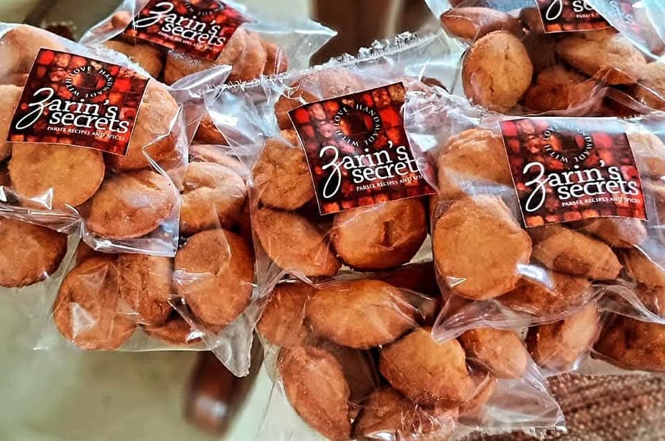 Shelleysub's tweet image. Throwback to various occasions when our Bhakras were gifted as party favours.....  

#zarinssecrets #parsispicesandcondiments #homemadewithlove #parsifamilyrecipes
Find us on Instagram @zarinssecrets