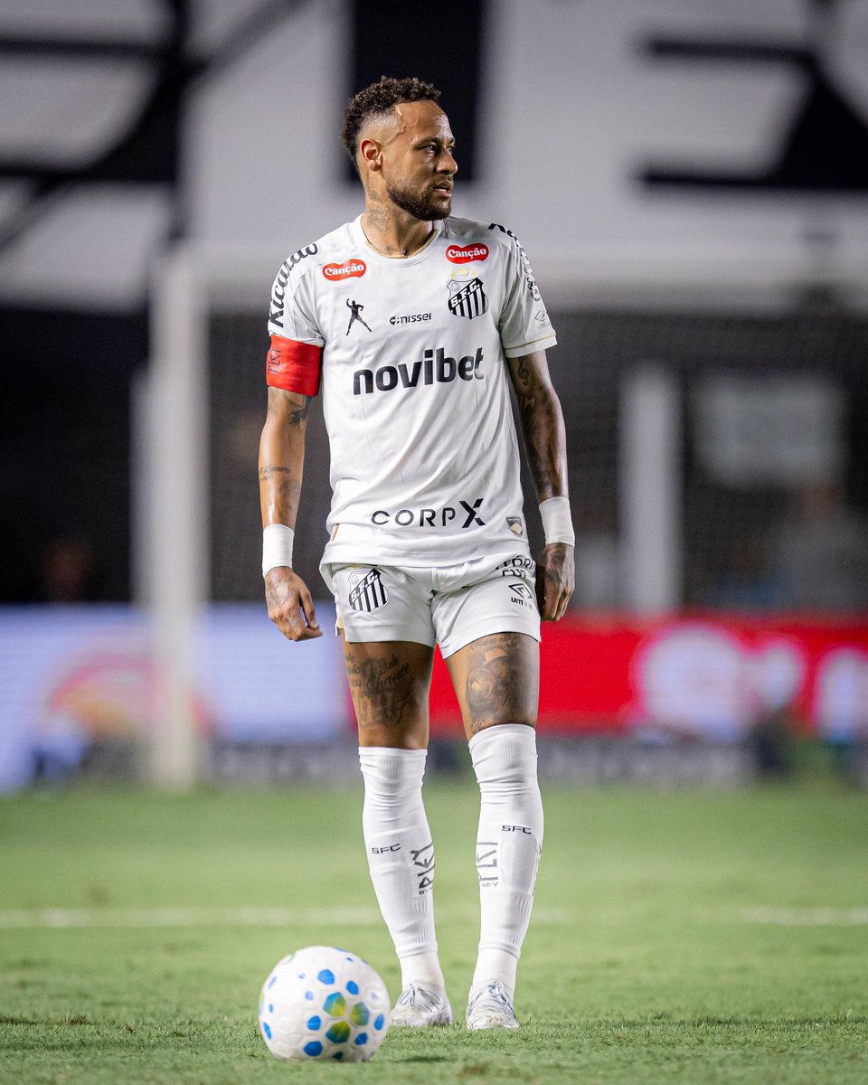 Estagiário do Ney tweet media