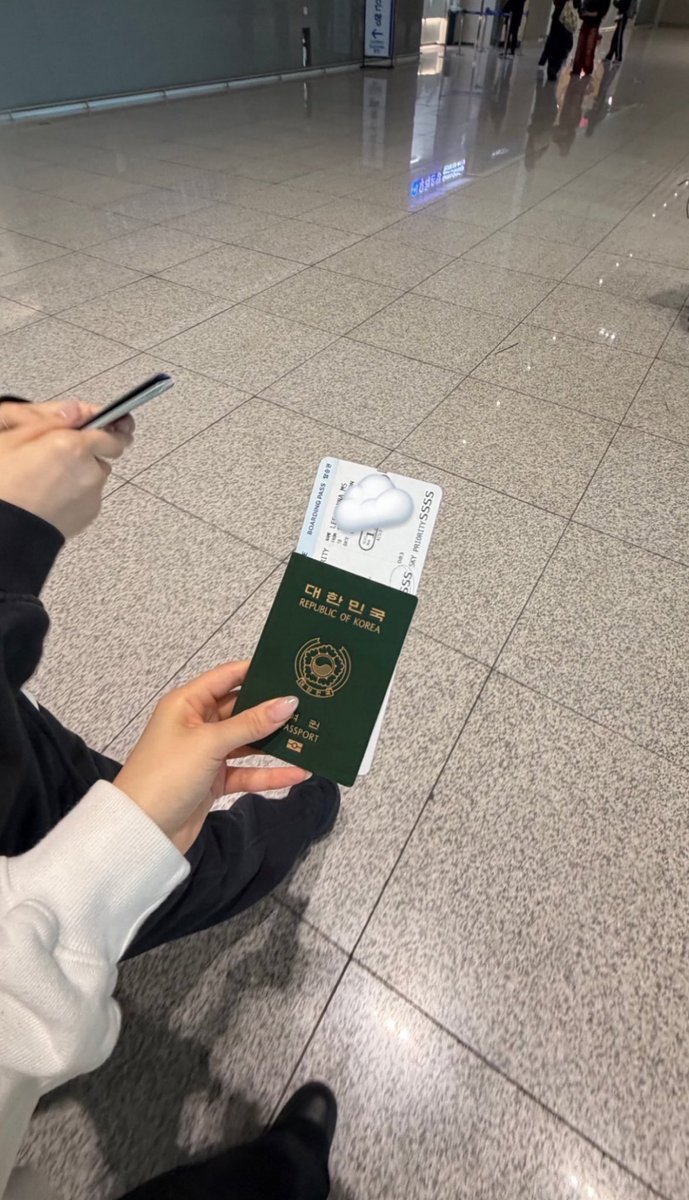 lg cari moots, jd tolong polbek aku🫰 tweet media