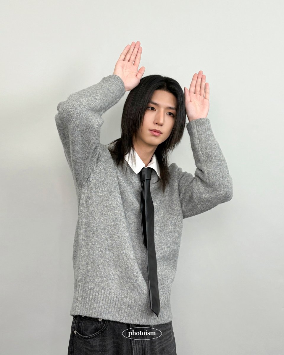 PHOTOISM BEHIND tweet media