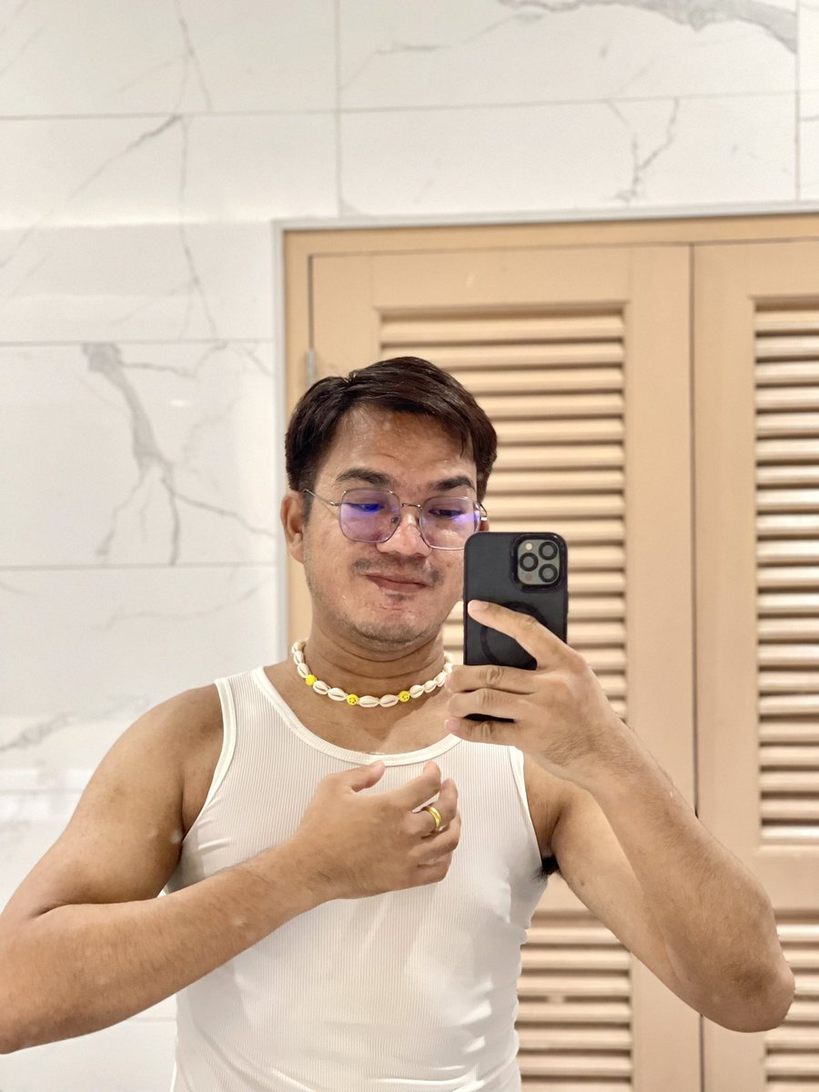 เดอะเบสท์ ที่แปลว่าดีที่สุด tweet media