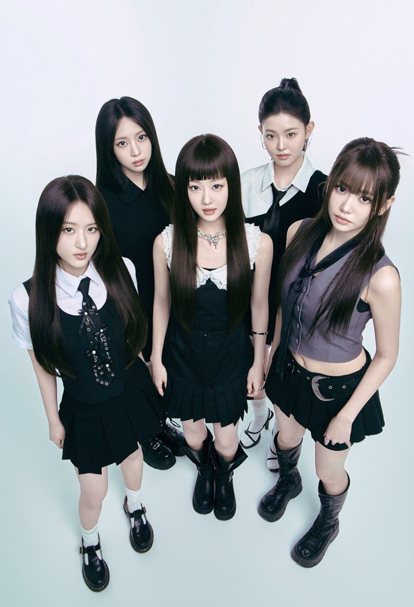 blessyuju's tweet photo. 5th gen is about to go CRAZY 

We got #HEARTOFWOMAN
#Keyveatz #hiipeprincess #UNCHILD

ALL DEBUTING BEFORE JUNE https://t.co/qZnXZzJ3iB