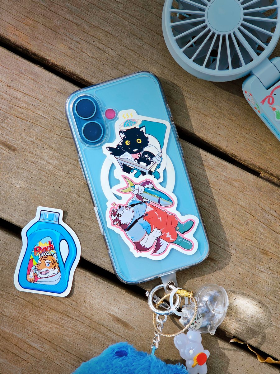 OCHALOBSTER tweet media