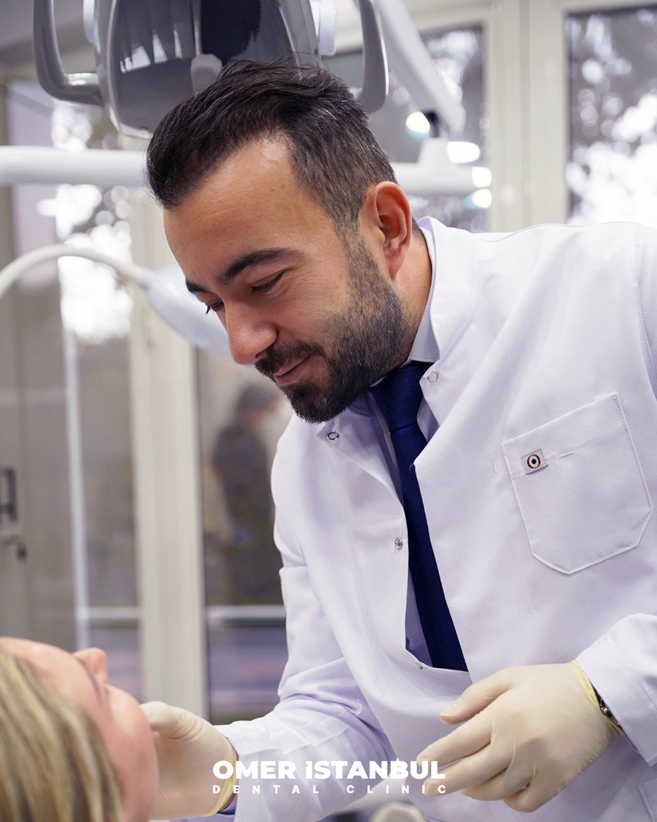 OmerIstanbultr's tweet image. Dr. Ömer Karaaslan doesn’t just treat teeth; he transforms lives. At Omer Istanbul Dental Clinic, excellence is our only standard.

Patients from 40+ countries trust his vision for results.

#OmerIstanbul #SmileDesign #SmileTransformation