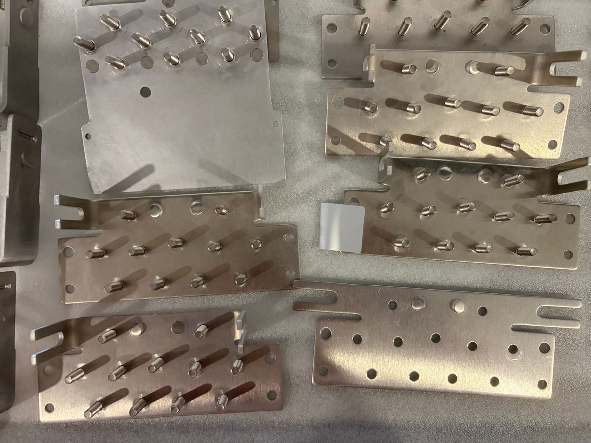 weiwei887362375's tweet photo. Custom Aluminum Busbar 5052 Mounting Bracket with Precision Fasteners

#AluminumBusbar #MountingBracket #CustomBusbar #5052Aluminum #PrecisionEngineering #MetalFabrication #BusbarMount #ElectricalComponents #IndustrialParts #CustomMachining

https://t.co/tLqxccUrWu https://t.co/UxyAXB1ADT