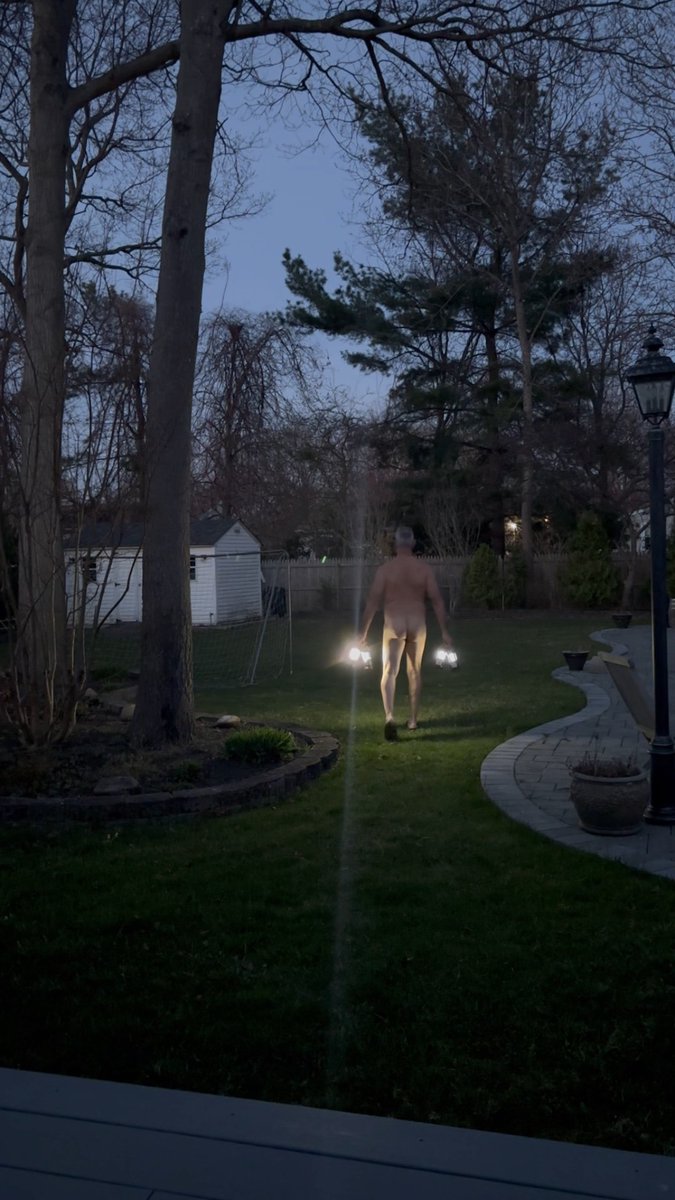 Nudist since 91 tweet media