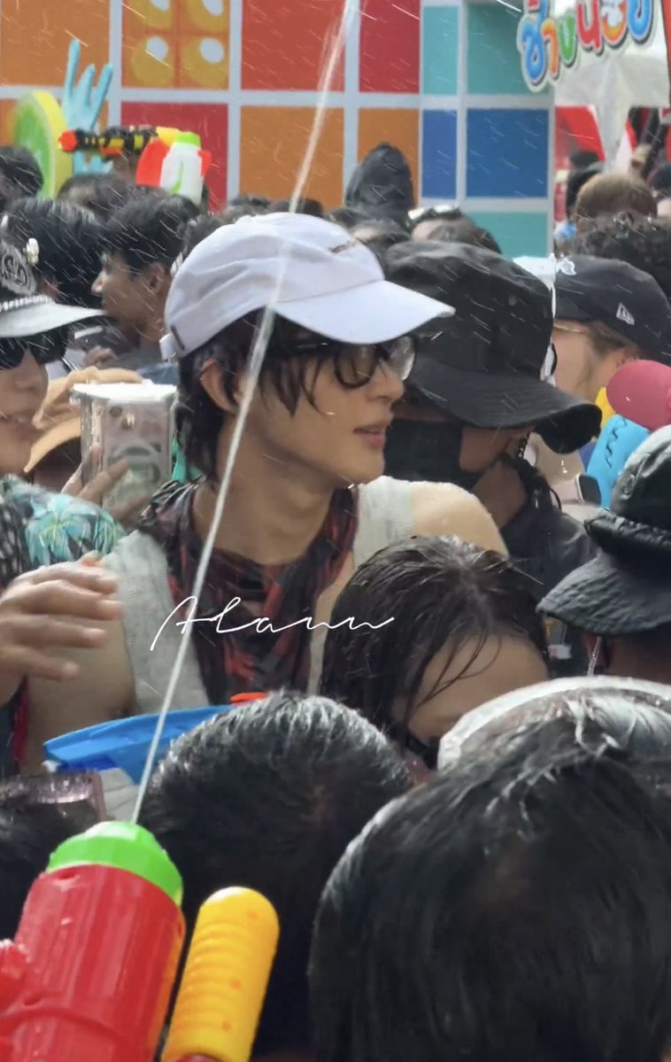 BitterHazel tweet media