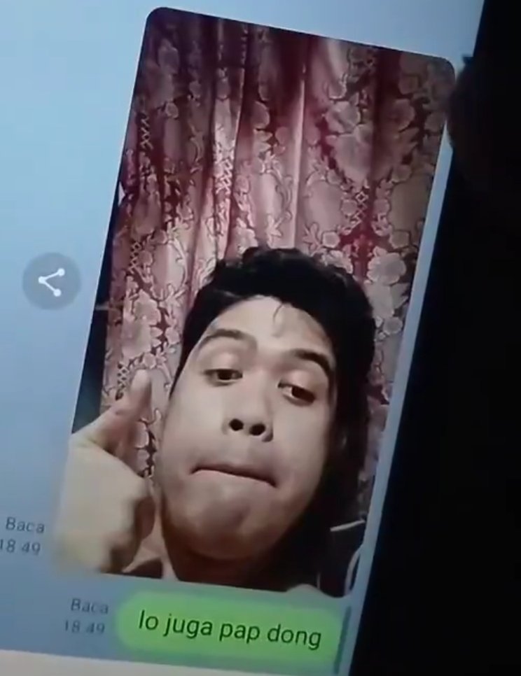 Trolling tweet media