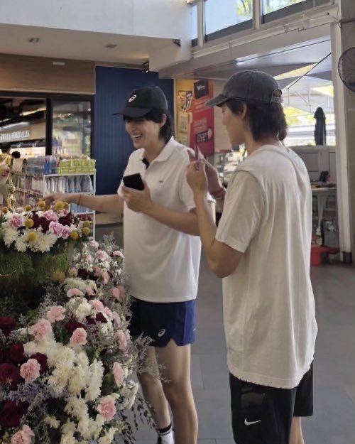 พม🍑 tweet media