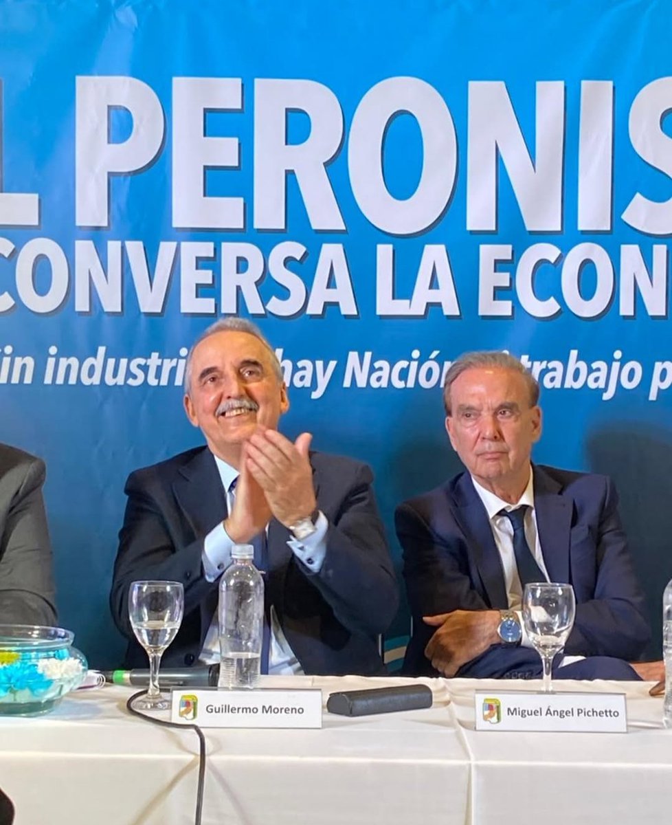 Agrupación LÍO tweet media