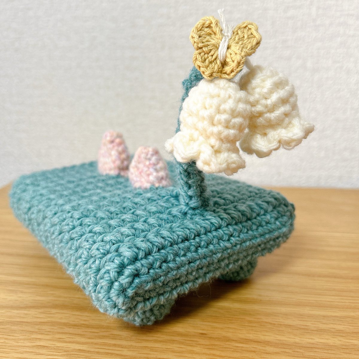 tokia_handmade's tweet photo. 文庫本融合ぬい販売開始しました🦖📖´-
tokiaからは定番の鈴蘭シッポと
新作のたんぽぽシッポを
1点ずつ出品しています🙌🏻

https://t.co/uu3FVzVaEF https://t.co/PXaSWPpzEy