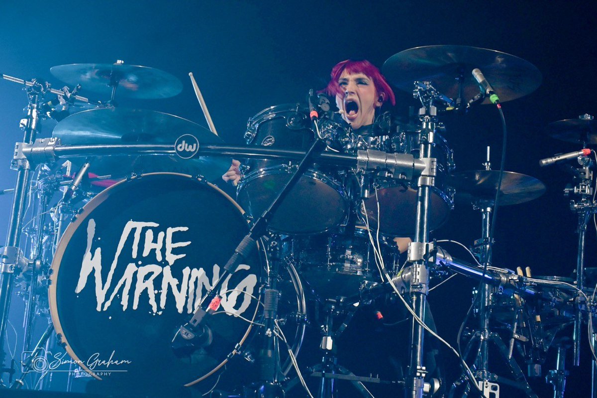 The Warning Daily (@thewarningdaily) on Twitter photo 