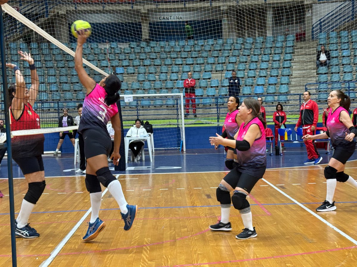 Jomi abre temporada 2026 em Araçatuba com mais de 2 mil atletas

Competição voltada para atletas com idade a partir dos 60 anos tem início nesta sexta-feira

Confira: esportes.sp.gov.br/sec_esportes/n…

#EsporteSP #SPnoEsporte #GovernoSP #SãoPaulo #SESP #Araçatuba #JOMI #SãoPauloSãoTodos