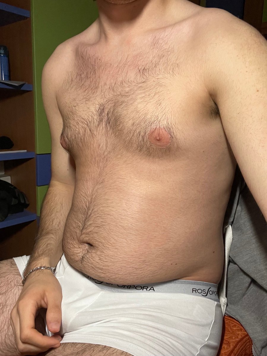 skottkle's tweet photo. #belly #bloated #grommr https://t.co/4sXwicG2YQ