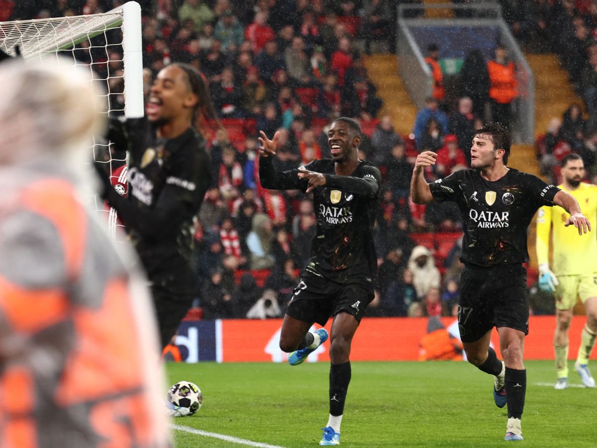 🥰 Je suis tellement amoureux de ce PSG…

Regardez juste cette image, ce n’est pas une équipe mais une famille.