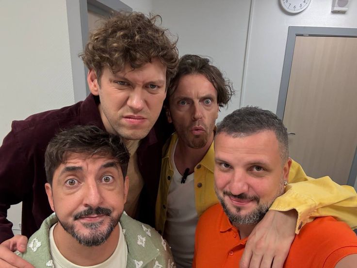 Софа | Человеческий котеныш🖤 tweet media