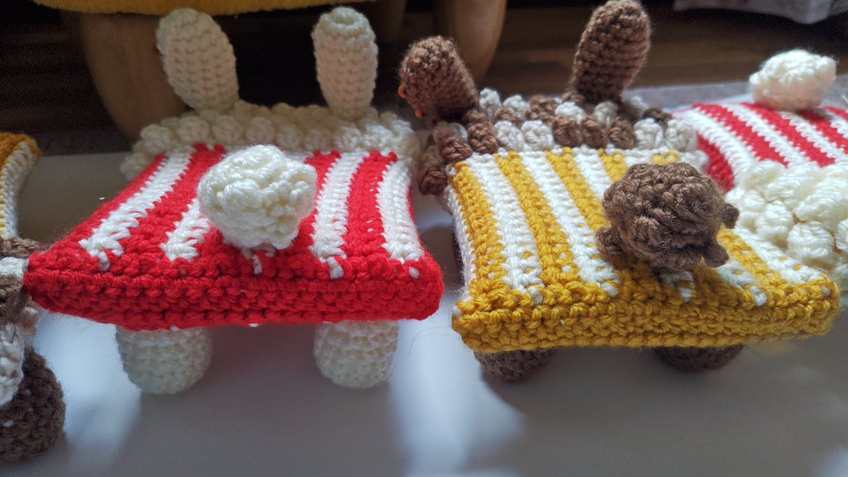 atsuki_handmade's tweet photo. 文庫本融合ぬい販売開始しました！
新作の文庫うさポップコーン販売してます🍿🐰
しっぽがポップコーンみたいにぽこぽこしてます✨

文庫にゃん黒の在庫も復活してます😼✌️ https://t.co/kDch1PMLts