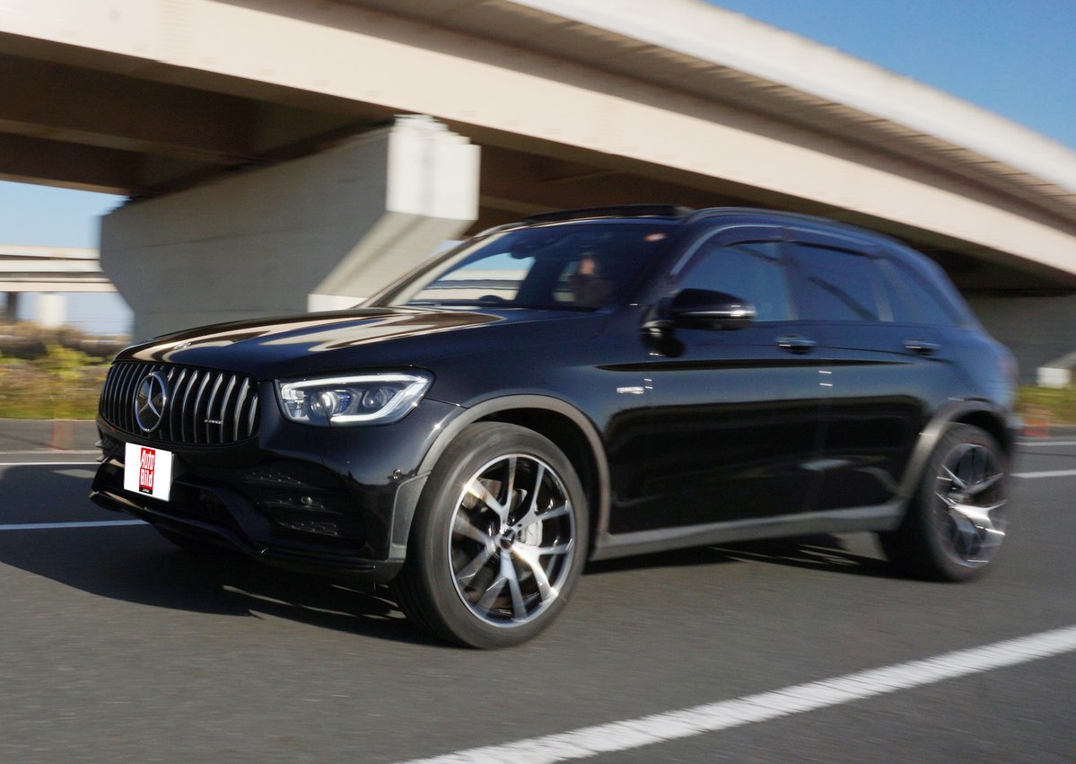 Mercedes-Benz Life tweet media
