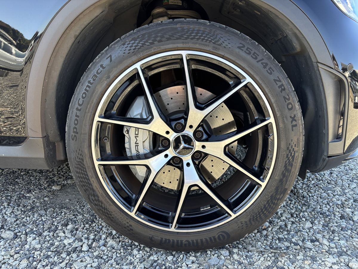 Mercedes-Benz Life tweet media