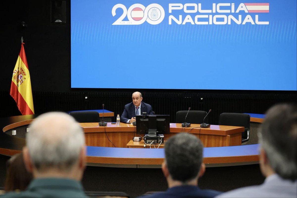 Policía Nacional tweet media