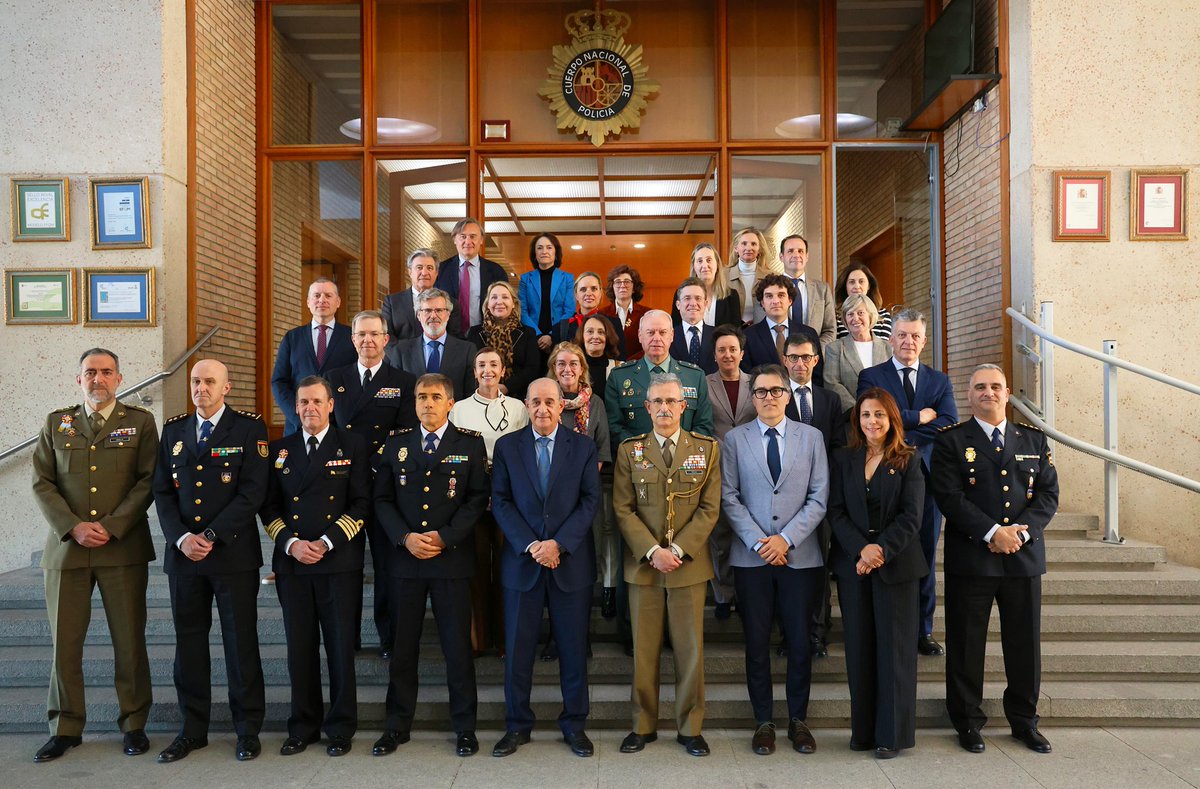 Policía Nacional tweet media