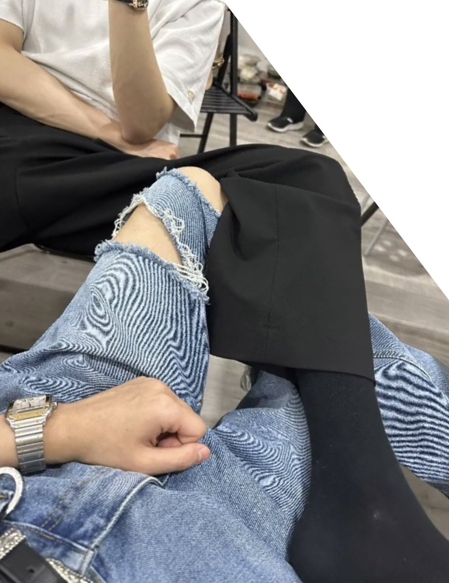 line ★★⁶⁵ tweet media