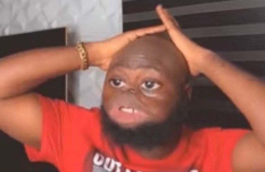 A lady ask me how many time can you last on bed??
Me: 8 to 9hrs, even at times I pass days being on my bed. Me that sleep pass palm oil🤣🤣