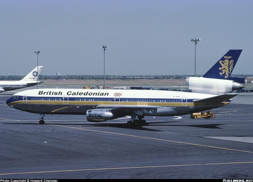 n194at's tweet photo. British Caledonian Airways
Douglas DC-10-30 G-BHDI 
JFK/KJFK New York John F. Kennedy Intl Airport
May 4, 1985 
Photo credit Howard Chaloner
#AvGeek #Airline #Aviation #AvGeeks #Douglas #DC10 #JFK @JFKairport #NewYork #BCAL 🇬🇧 https://t.co/Fg1b2gUvWF