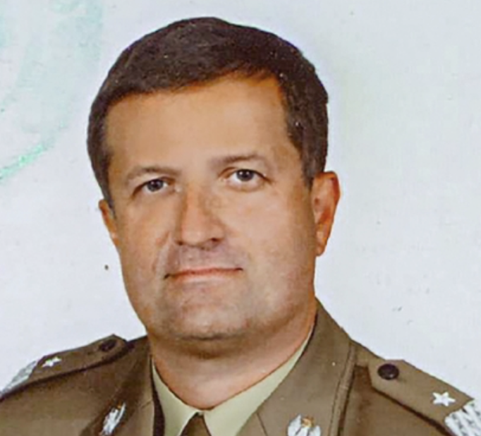 Stróżyk. To jego decyzją cofnięto prof. Cenckiewiczowi poświadczenia bezpieczeństwa. Zapamiętajmy tę, no tę, no tę co tu jest na zdjęciu... 😎