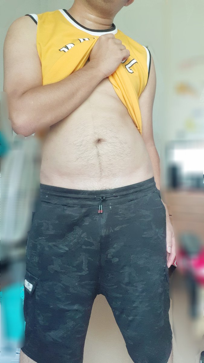 Bookss_00's tweet photo. 🥵กลางวันติดร้อน กลางคืนติดเงี่...🍌😊 https://t.co/yoFQlg5wiA