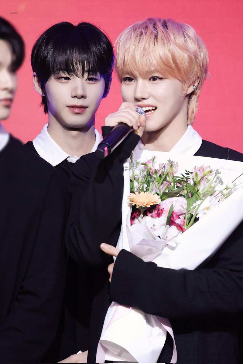 DinDinYo tweet media