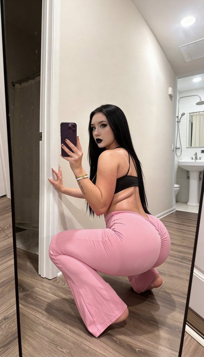 willow😈 tweet media