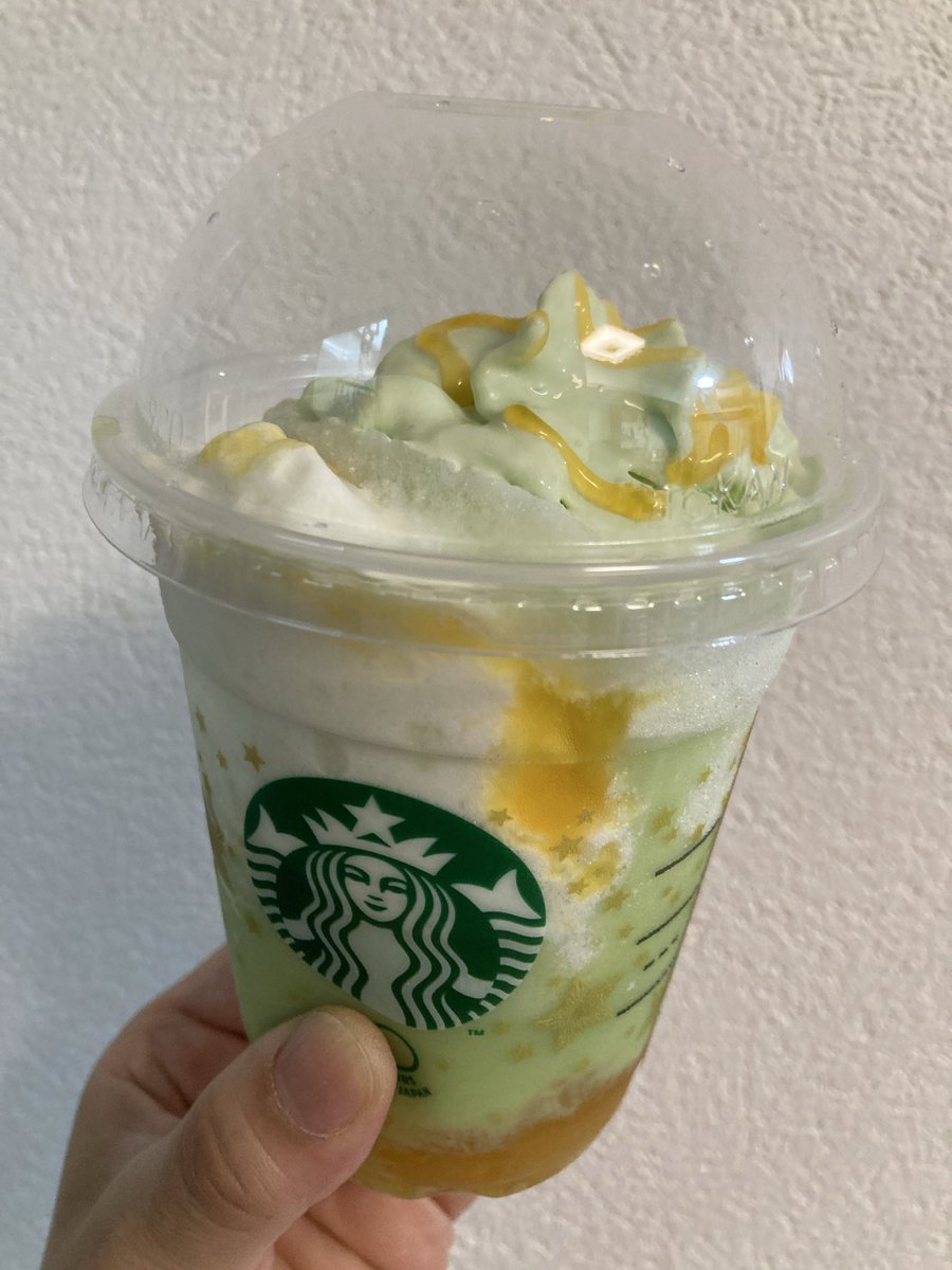mireikuroneko's tweet photo. とっても久しぶりにスタバに寄る。
メロンフラペチーノだった！ https://t.co/8GUh25OU2x