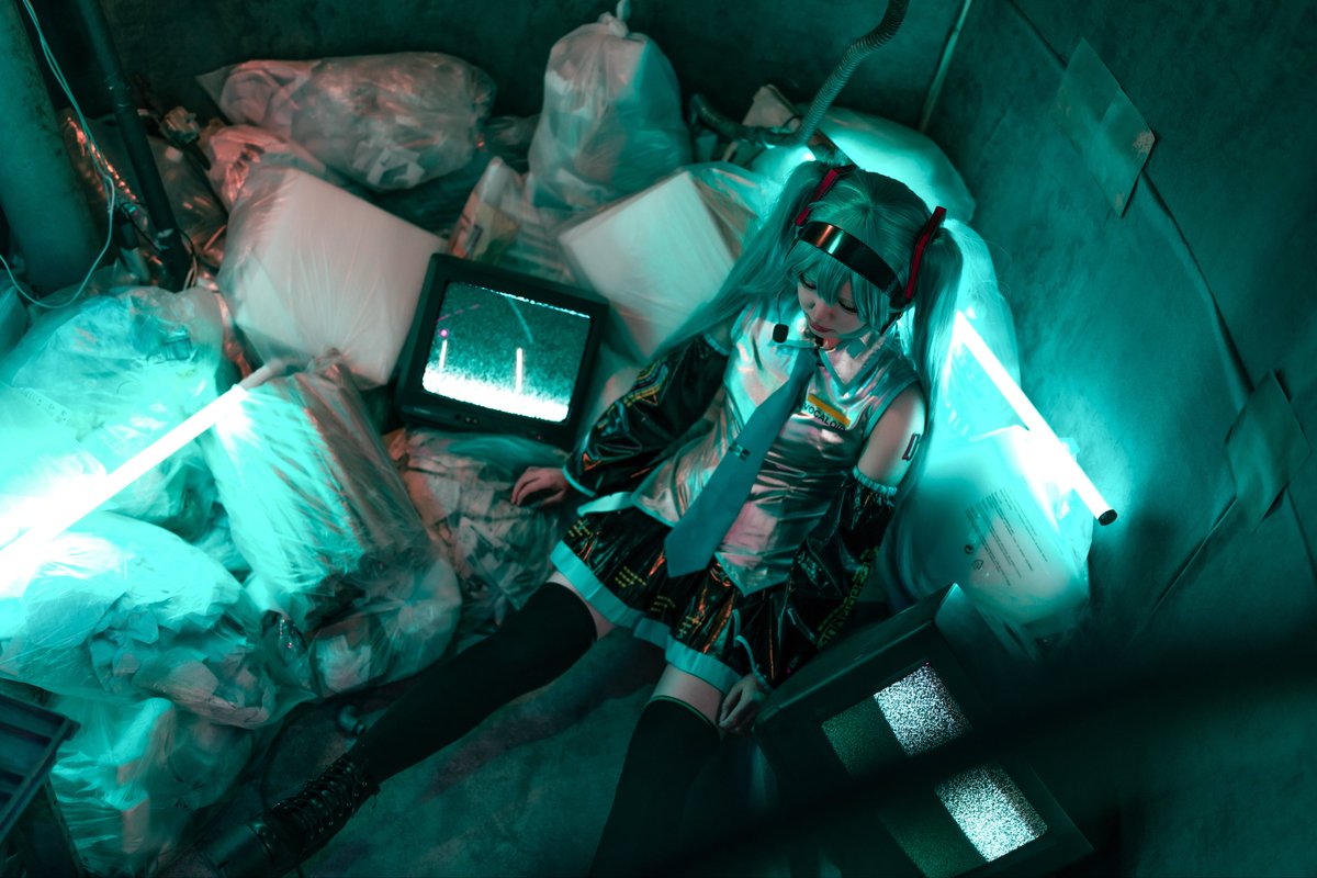 a_maneo0's tweet photo. Cosplay.初音ミク

代わりはいくらでもいたんだって

@studio_Ajito   #Studioajito https://t.co/9SjQBisnr8