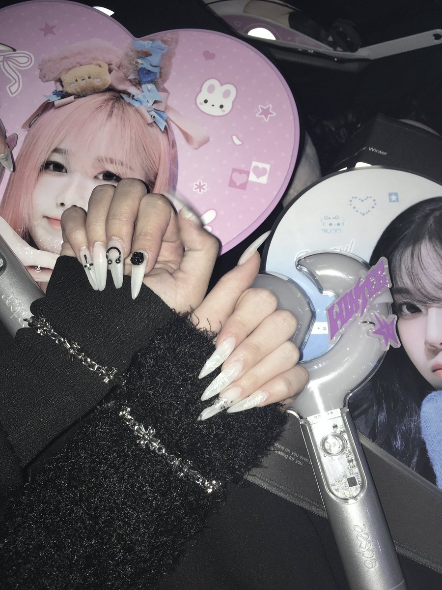 랑⟡.· tweet media