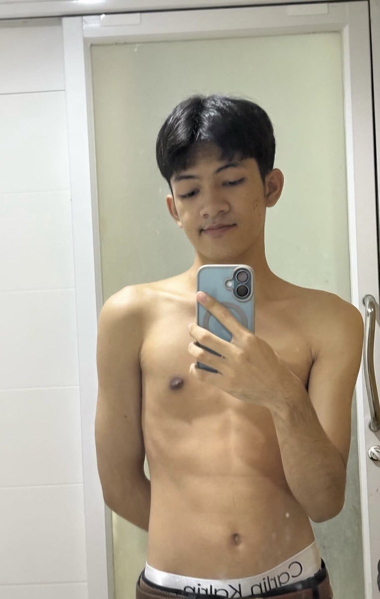 crocodile🐊 tweet media