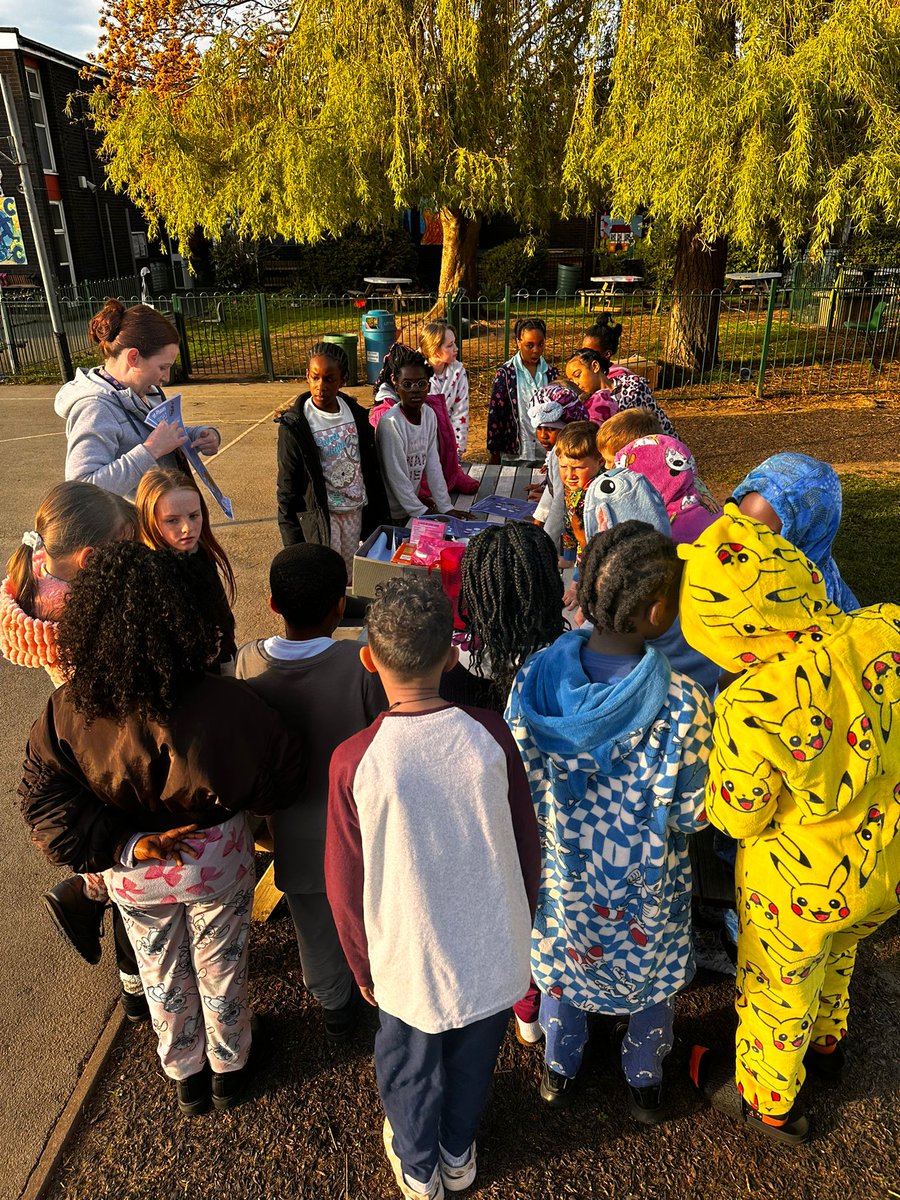 St Anne's Primary tweet media