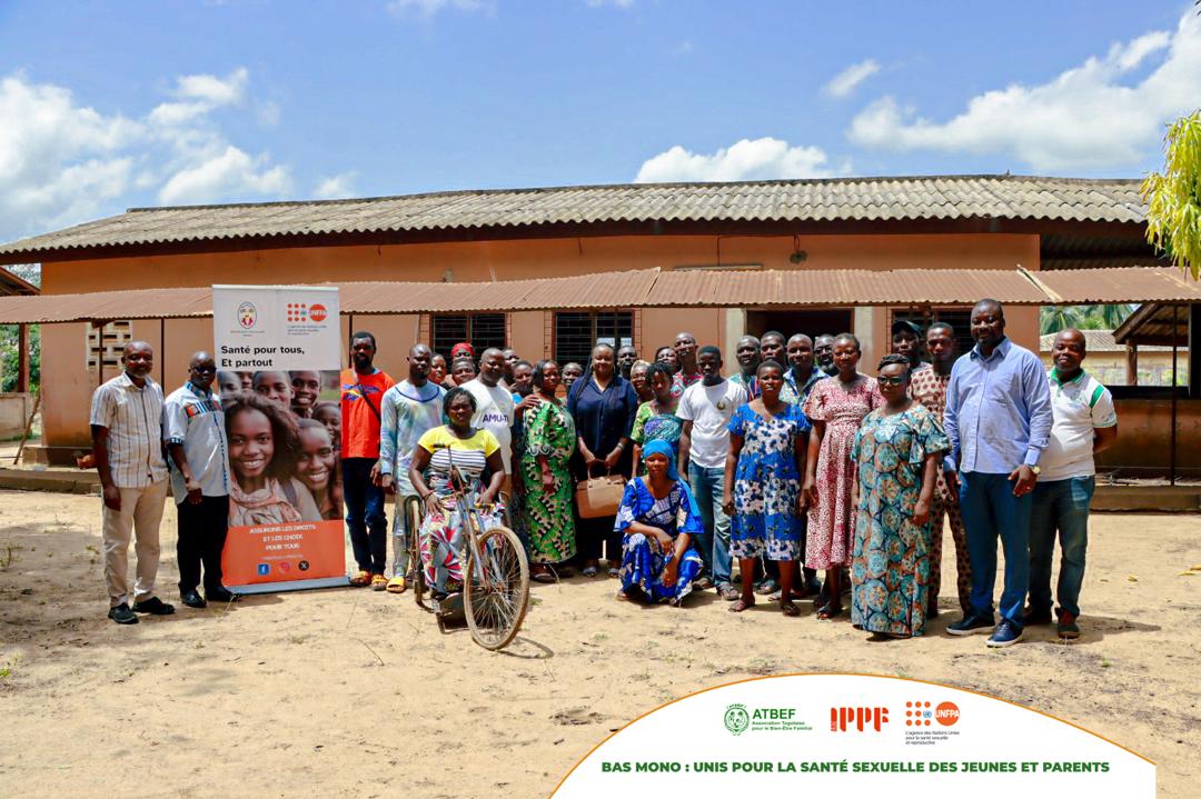 atbeftogo's tweet image. L’ #ATBEF forme 100 jeunes et 50 parents à l’ #EVSS dans le Bas-Mono. Appuyée par l’ #UNFPA, cette initiative renforce les droits reproductifs et prévient les grossesses précoces pour une jeunesse plus responsable et informée.
@IPPFAR  @UNFPA_TOGO @GouvTg