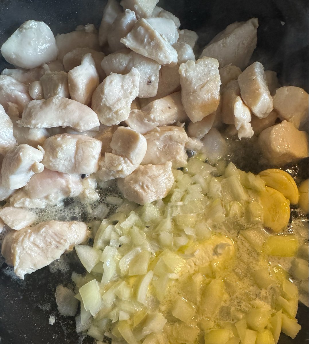 Змея редкая возвращается tweet media