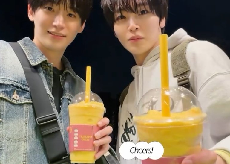 🥭🌸 #정모 #형준 #웅냥즈 #크래비티