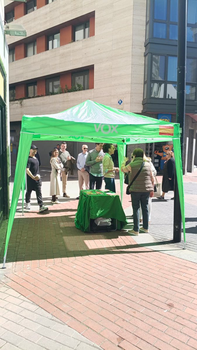 VOXLogroño tweet media