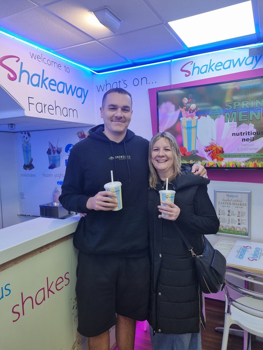 Shakeaway tweet media