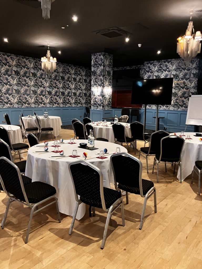 ZannaEvents's tweet photo. Emma enjoyed a lovely evening at The Queens Hotel and Spa Bournemouth last night, experiencing their impressive multimillion-pound refurbishment.

Great event space, bedrooms and spa - it has transformed to a super product and we will look forward to working with the hotel 🌟 https://t.co/BR8e2I7XV5