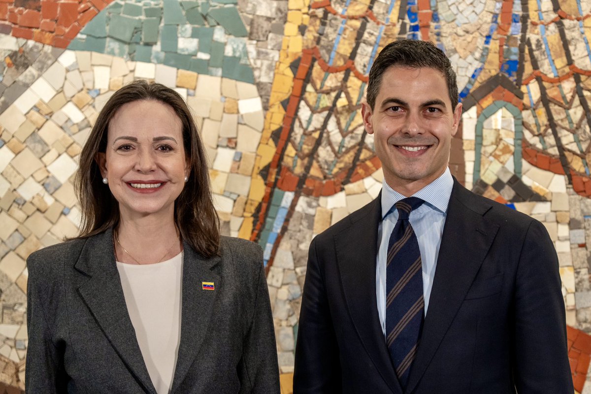 Eervol om <a href="/MariaCorinaYA/">María Corina Machado</a> te ontvangen, de winnares voor de Nobelprijs voor de Vrede. Haar jarenlange vreedzame inzet voor een vrij en democratisch Venezuela verdient respect en waardering. 

We hebben gesproken over de ontwikkelingen in Venezuela en het belang van blijvende